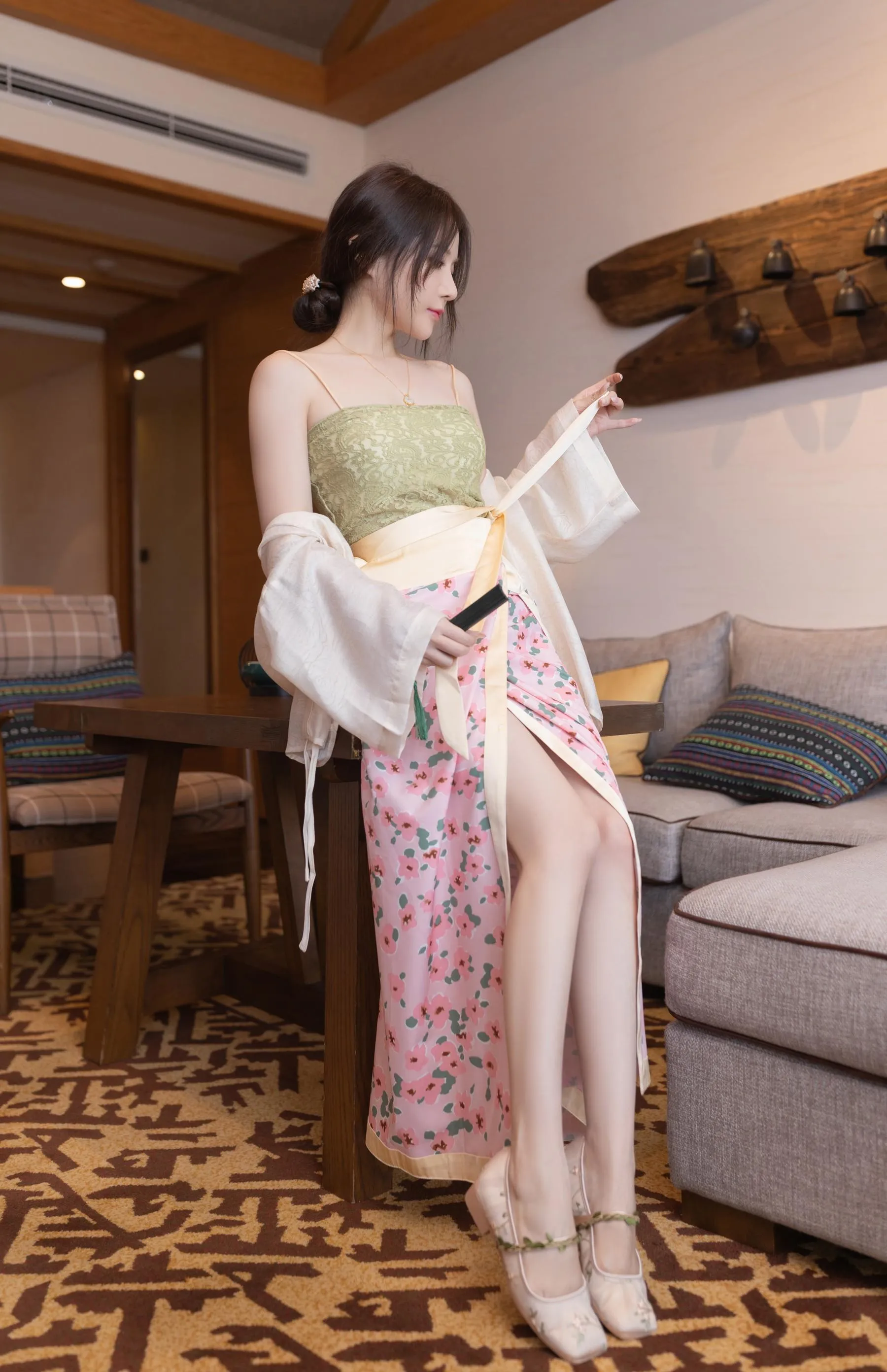 NO.0009 秀人名模鱼子酱Fish内部私购未上架《古风如画》写真 [74P]插图5